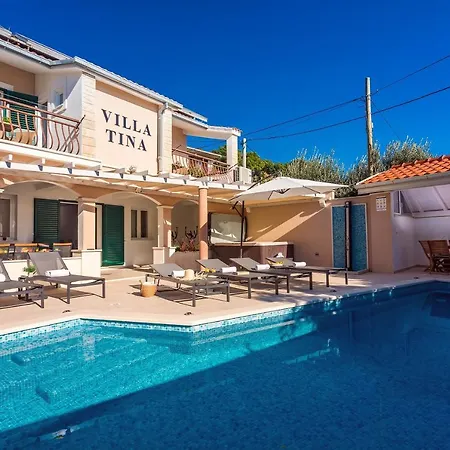 Tina Villa Duće